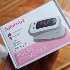 Original Jumper JPD-500E Fingertip Pulse Oximeter - LED - White